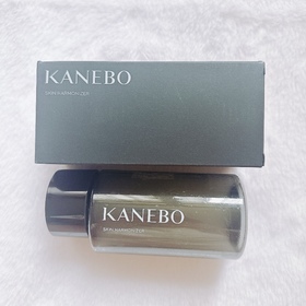 Zoe-KANEBO平衡煥妍精華水_1