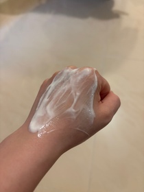 cc-NIVEA果萃雙效SUPER C+ 防曬精華凝乳 SPF50 PA++++ _2