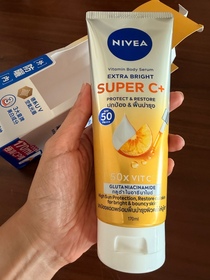 Heasu -NIVEA果萃雙效SUPER C+ 防曬精華凝乳 SPF50 PA++++ _1