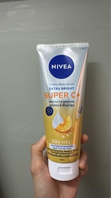 Angelasss-NIVEA果萃雙效SUPER C+ 防曬精華凝乳 SPF50 PA++++ _1