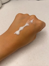 Rexy-NIVEA果萃雙效SUPER C+ 防曬精華凝乳 SPF50 PA++++ _2