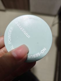 Meowmeow -INNISFREE控油礦物散粉 (礦物控油碎粉)_2