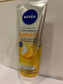 Lokyan-NIVEA果萃雙效SUPER C+ 防曬精華凝乳 SPF50 PA++++ _1