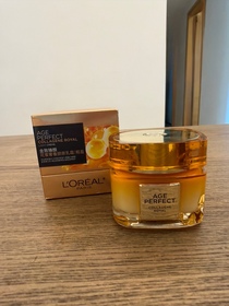 Hannah-L'ORÉAL PARiS金致臻顏花蜜奢養膠原輕盈乳霜_1