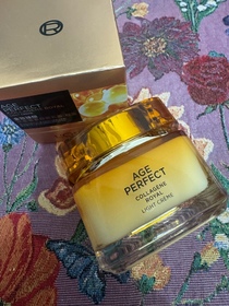Sanna Cher-L'ORÉAL PARiS金致臻顏花蜜奢養膠原輕盈乳霜_1