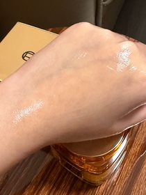 annietyt-L'ORÉAL PARiS金致臻顏花蜜奢養膠原輕盈乳霜_3