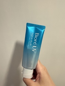 Yty-Bioré水凝長效保濕防曬乳_1