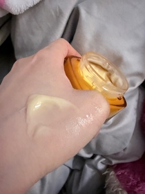 AnnieNg-L'ORÉAL PARiS金致臻顏花蜜奢養膠原輕盈乳霜_2