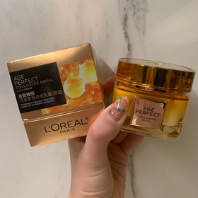 Ah223-L'ORÉAL PARiS金致臻顏花蜜奢養膠原輕盈乳霜_1