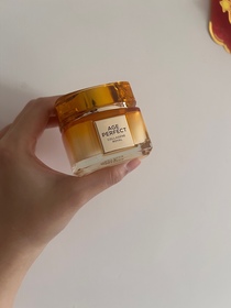 yingtang1999-L'ORÉAL PARiS金致臻顏花蜜奢養膠原輕盈乳霜_1