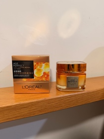Kitman Wong-L'ORÉAL PARiS金致臻顏花蜜奢養膠原輕盈乳霜_1