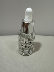 Josephine Lau-Kiehl's醫學維C淡斑精華_1