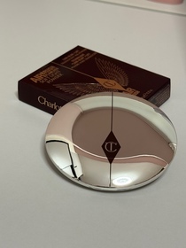 Eun H-Charlotte Tilbury輕盈無瑕柔光蜜粉 #磨皮銀餅_1