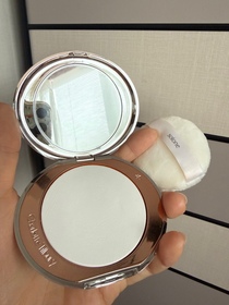 Eun H-Charlotte Tilbury輕盈無瑕柔光蜜粉 #磨皮銀餅_2