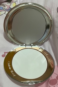 Amy-Charlotte Tilbury輕盈無瑕柔光蜜粉 #磨皮銀餅_1