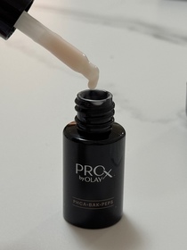 Khloe-OLAYPROX 淡紋黑管精華_1