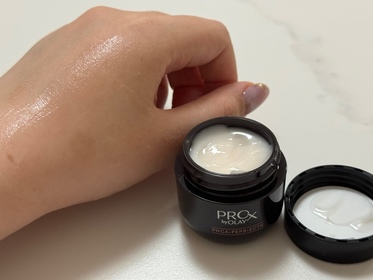 Khloe-OLAYPROX 淡紋屏障修護黑管面霜_3