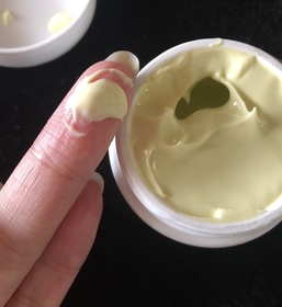 莓莓-Kiehl's牛油果眼霜_2