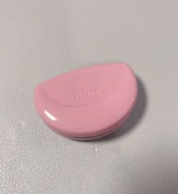 Fng-hinceHalf Moon Cheek_3