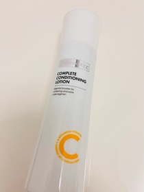 葉子🍃-Dermacept維他命C草本多效修護化妝水_1