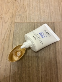 Paris merci -AHC9重全護撫紋淡斑防曬乳_2