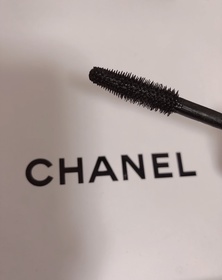 Miranda-CHANEL完美立體防水睫毛膏_2