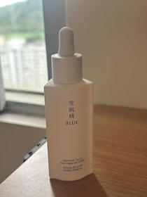 Abby Wing-KOSE 雪肌精雪肌精 BLUE 水潤透亮防曬精華_1