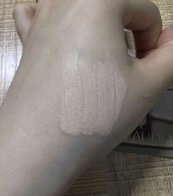 Fng-MAKE UP FOR EVER高清智能衡膚粉底_1