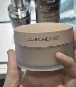 Fng-LAURA MERCIER柔焦保濕蜜粉_3