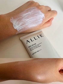 葉子🍃-ALLIE持采UV高效防曬水凝乳EX_2