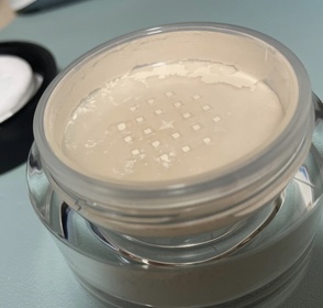Emily Leung-LANCÔME透明啞緻蜜粉_1