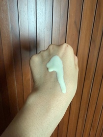 4dyknay-LA ROCHE-POSAYANTHELIOS UVMUNE 400全效廣譜輕盈隔離乳液 【抗斑配方】_2