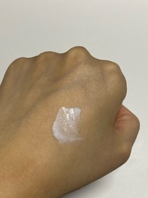 牛油-Vaseline凡士林®特潤修護精華雪融霜_3