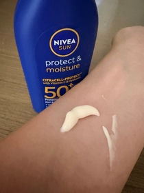 Ming-NIVEA保濕輕盈高效防曬乳液_1