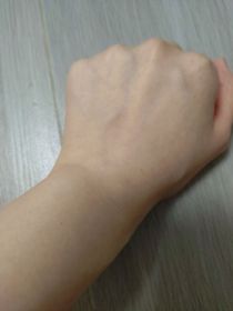 Happy 123-NIVEA保濕輕盈高效防曬乳液_2