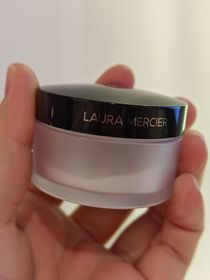 karun-LAURA MERCIER專業亮眼校色蜜粉_2