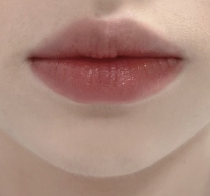 Sejeong-ARMANI Beauty絲絨啞亮唇釉_2