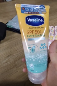 Fng-Vaseline涼感高效防曬精華液_1