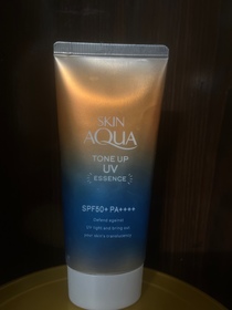 AnnaChan-SUNPLAYSkin Aqua Tone-Up 美肌亮膚防曬隔離霜 (冰透藍)_1