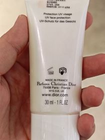 karun-Dior雪凝亮白全效輕盈防曬乳液 SPF50+ PA++++_2
