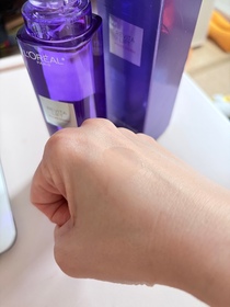 amiho0630-L'ORÉAL PARiS超水光精華水_2