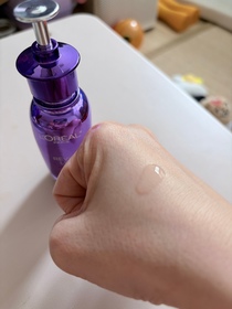 amiho0630-L'ORÉAL PARiS超水光精華_3