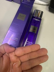 lepetitblanc-L'ORÉAL PARiS超水光精華水_2