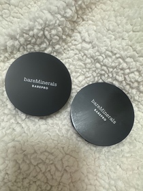 Yty-BareMinerals高效無瑕透氣粉底_1