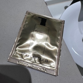 Paris merci -shu uemura 植村秀ultime8 琥珀山茶花養膚潔顏油_1
