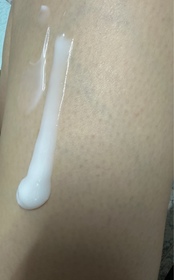 CrystalLin-NIVEA極潤低敏無香修護乳液_2