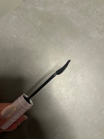 xxkelly-MAYBELLINE飛天翹睫毛底膏_2