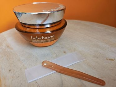 son son-Sulwhasoo 雪花秀禦時緊顏參養面霜(人參面霜)_2